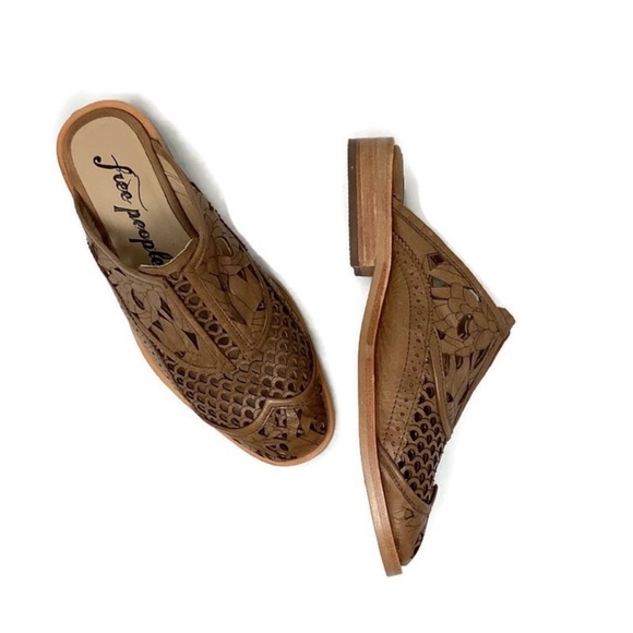 Free People Shoes - FREE PEOPLE Paramount Leather Slip On Mules Size 5